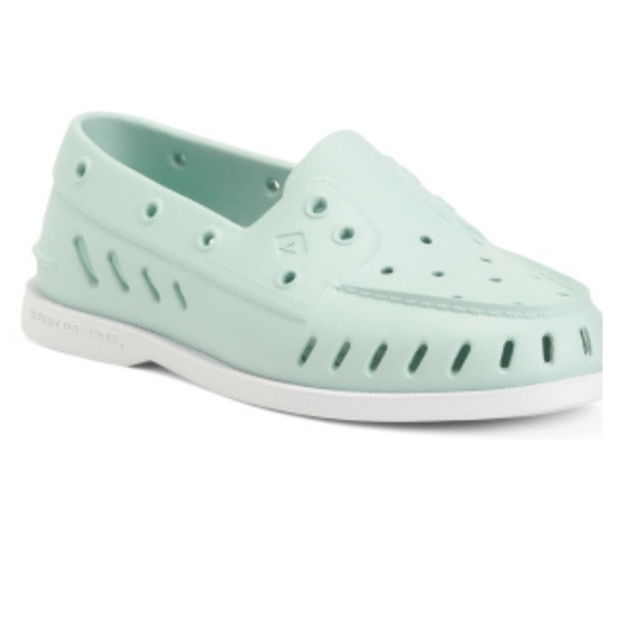 Sperry Shoes - NIB Womens Sperry Float Boat Shoes sz 10